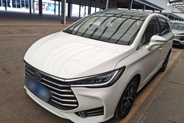 Used BYD Song MAX 2018 1.5T Automatic Smart Connect Elite Model with 6 Seats