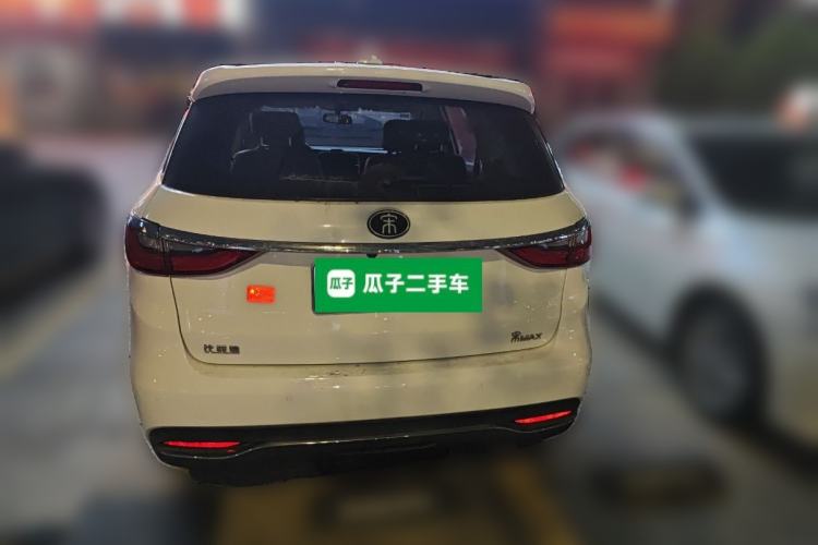 Used BYD Song MAX 2018 1.5T Automatic Smart Connect Luxury 6-Seater Rear