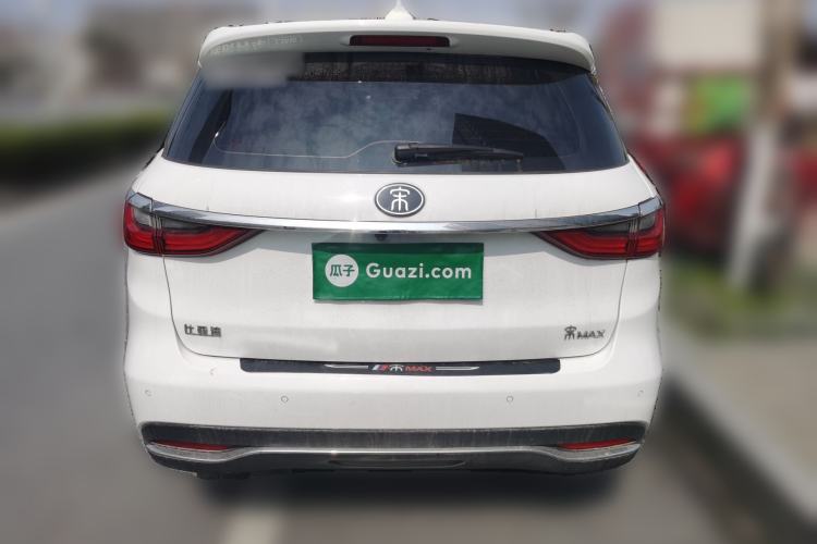 Used BYD Song MAX 2018 1.5T Automatic Smart Connect Elite Model with 6 Seats Rear