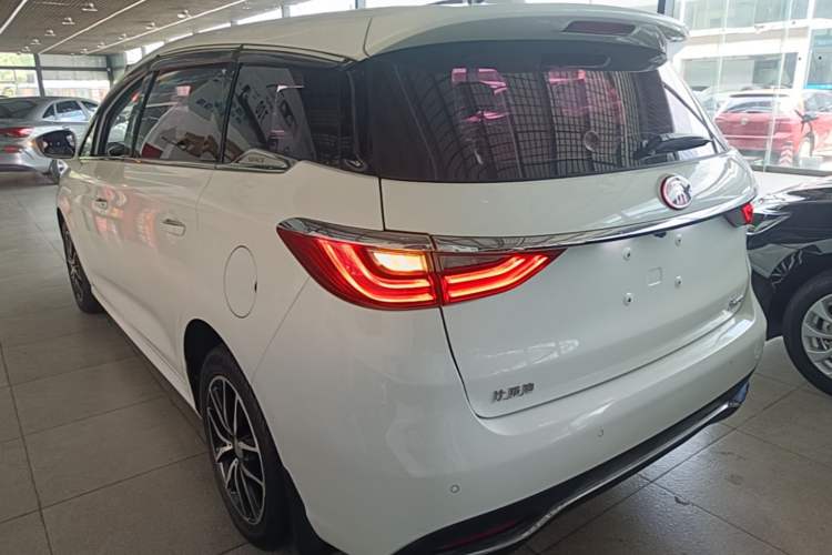 Used BYD Song MAX 2018 1.5T Automatic Smart Connect Luxury 6-Seater Rear Left 45 Deg