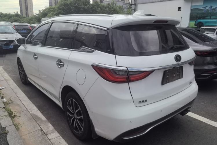 Used BYD Song MAX 2018 1.5T Automatic Smart Connect Elite Model with 6 Seats Rear Left 45 Deg