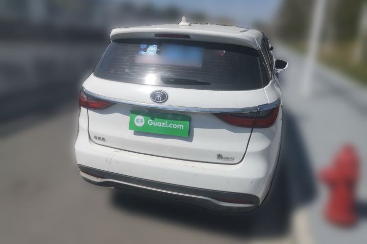 Used BYD Song MAX 2018 1.5T Automatic Smart Connect Luxury 6-Seater Rear