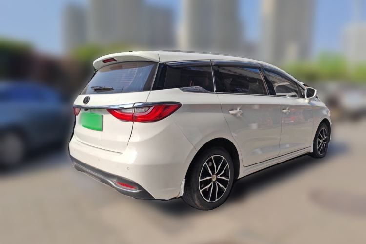 Used BYD Song MAX 2018 1.5T Automatic Smart Connect Elite Model with 6 Seats Rear Right 45 Deg