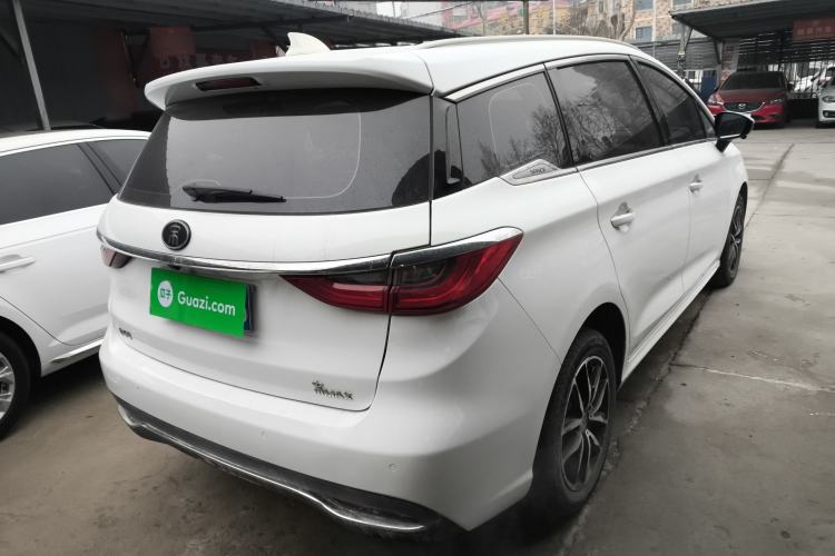Used BYD Song MAX 2018 1.5T Automatic Smart Connect Elite Model with 6 Seats Rear Right 45 Deg