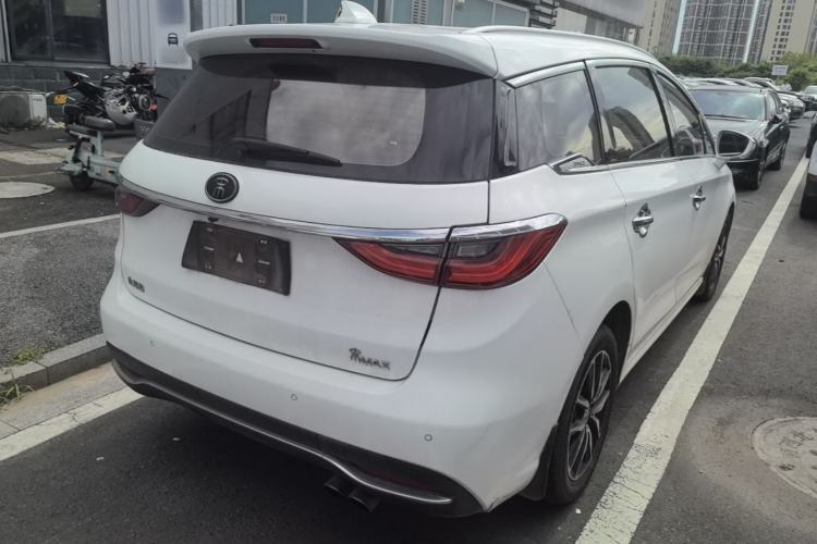 Used BYD Song MAX 2018 1.5T Automatic Smart Connect Elite Model with 6 Seats Rear Right 45 Deg