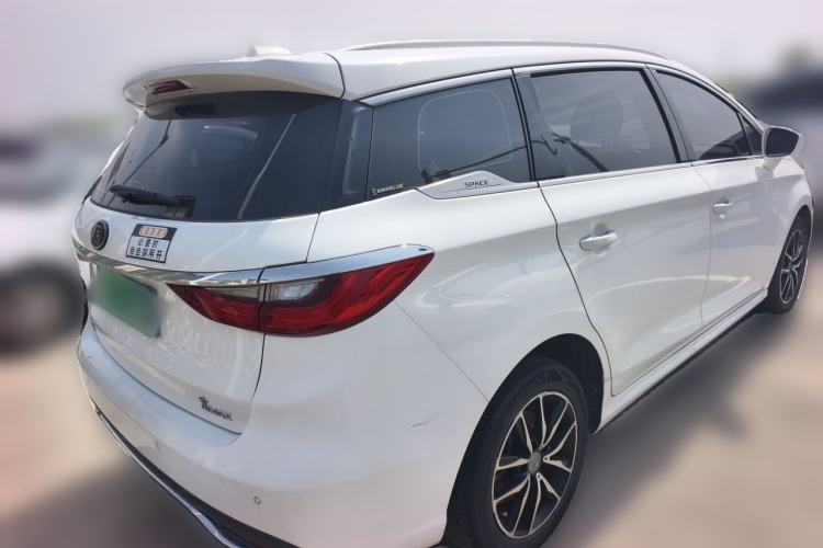 Used BYD Song MAX 2018 1.5T Automatic Smart Connect Elite Model with 6 Seats Rear Right 45 Deg