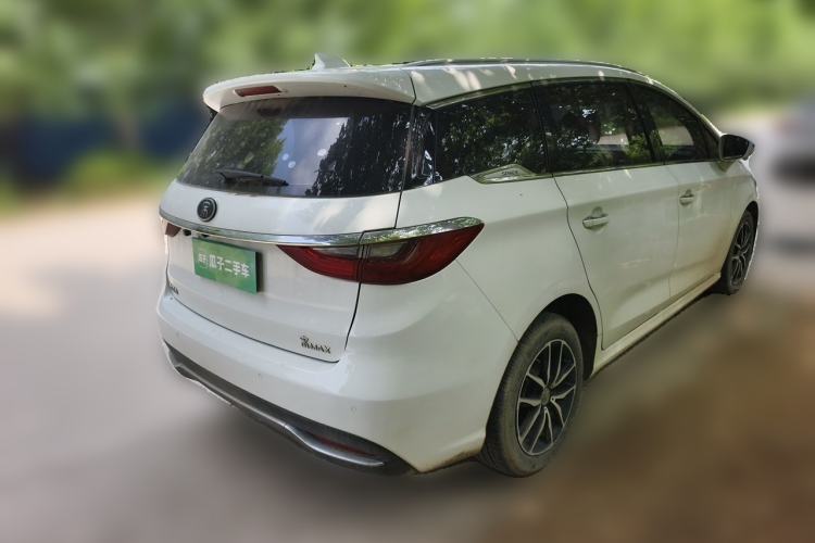 Used BYD Song MAX 2018 1.5T Automatic Smart Connect Elite Model with 6 Seats Rear Right 45 Deg
