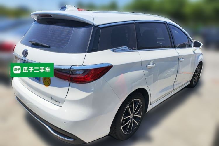 Used BYD Song MAX 2018 1.5T Automatic Smart Connect Elite Model with 6 Seats Rear Right 45 Deg