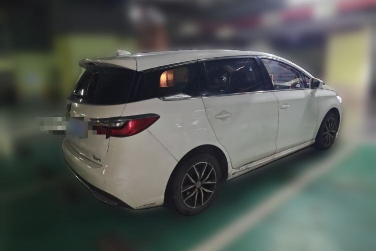 Used BYD Song MAX 2018 1.5T Manual Comfort 6-Seater Rear Right 45 Deg