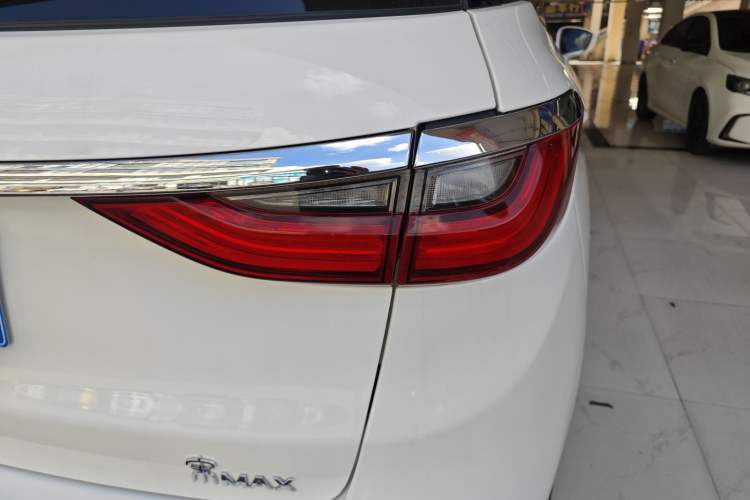 Used BYD Song MAX 2018 1.5T Automatic Smart Connect Luxury 6-Seater Right Rear Taillight