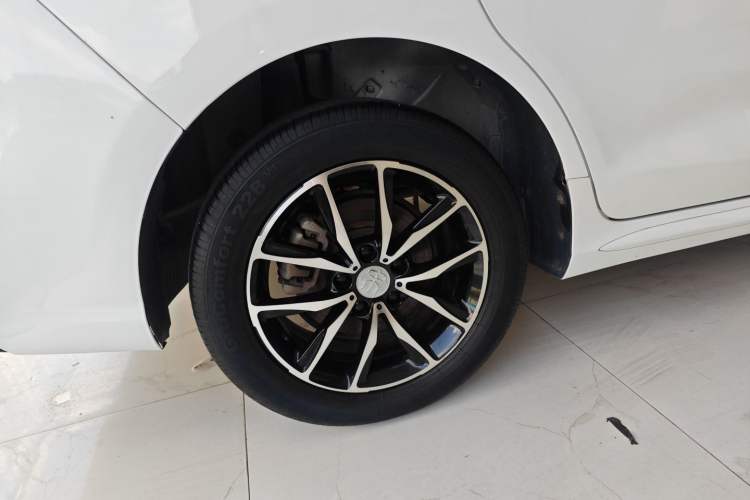 Used BYD Song MAX 2018 1.5T Automatic Smart Connect Luxury 6-Seater Right Rear Wheel Hub
