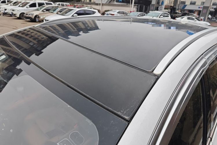 Used BYD Song MAX 2018 1.5T Automatic Smart Connect Elite Model with 6 Seats Roof