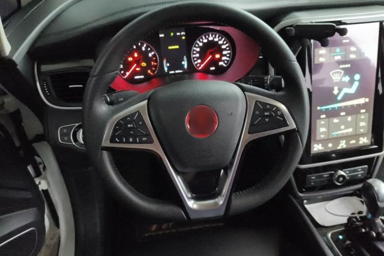 Used BYD Song MAX 2018 1.5T Automatic Smart Connect Luxury 7-Seater Steering Wheel