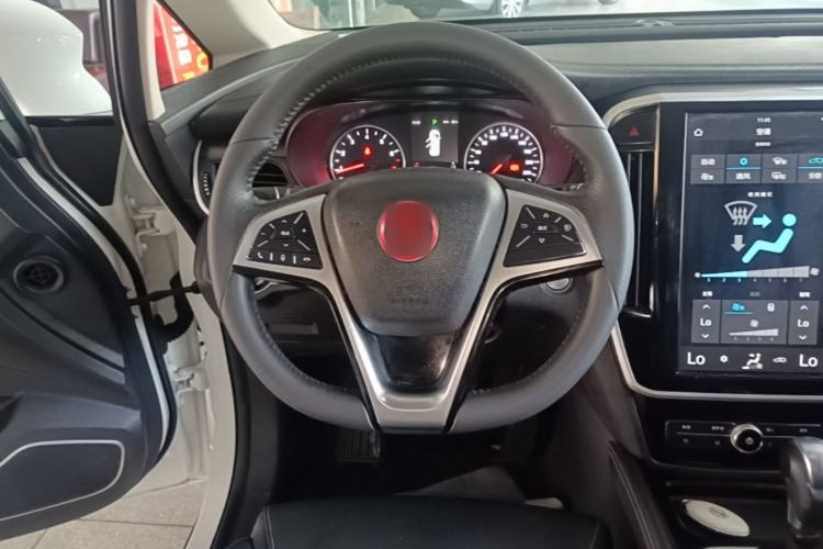 Used BYD Song MAX 2018 1.5T Automatic Smart Connect Luxury 6-Seater Steering Wheel