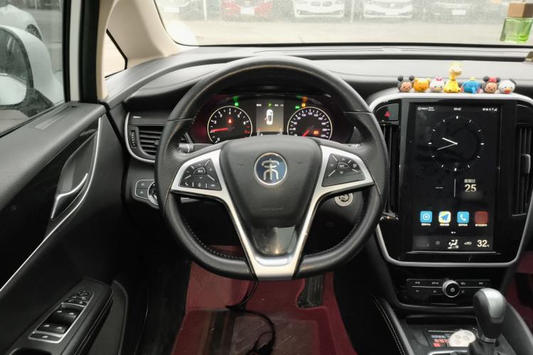 Used BYD Song MAX 2018 1.5T Automatic Smart Connect Elite Model with 6 Seats Steering Wheel