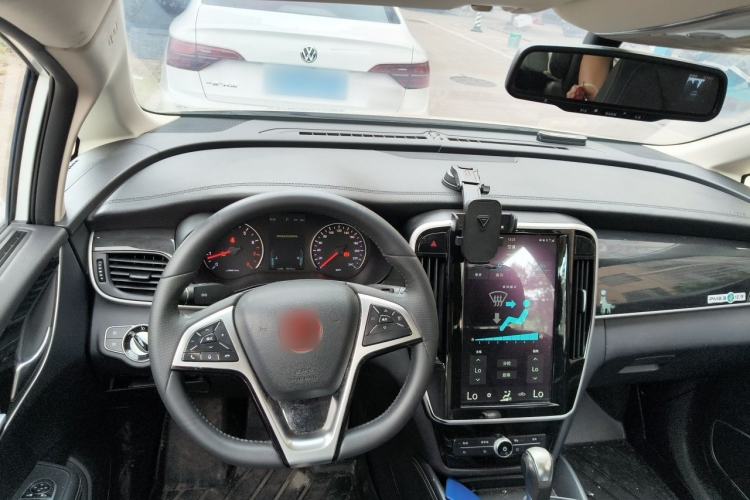 Used BYD Song MAX 2018 1.5T Automatic Smart Connect Luxury 6-Seater Steering Wheel