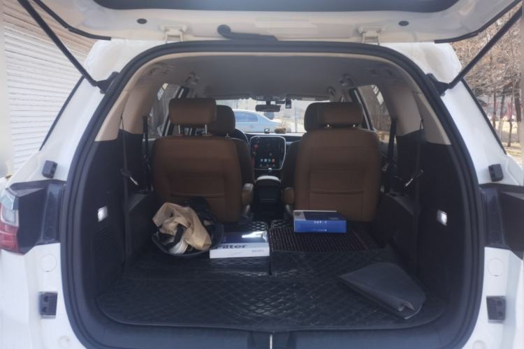 Used BYD Song MAX 2018 1.5T Automatic Smart Connect Luxury 6-Seater Trunk