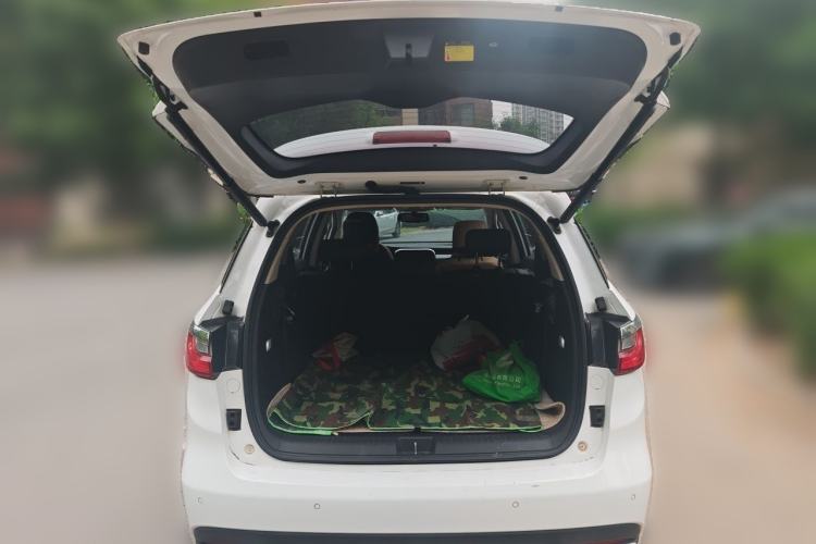 Used BYD Song MAX 2018 1.5T Automatic Smart Connect Luxury 7-Seater Trunk