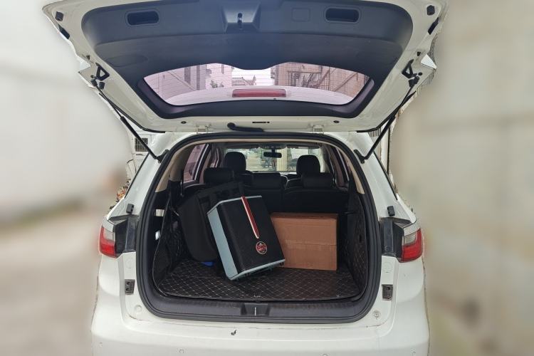 Used BYD Song MAX 2018 1.5T Automatic Smart Connect Luxury 7-Seater Trunk