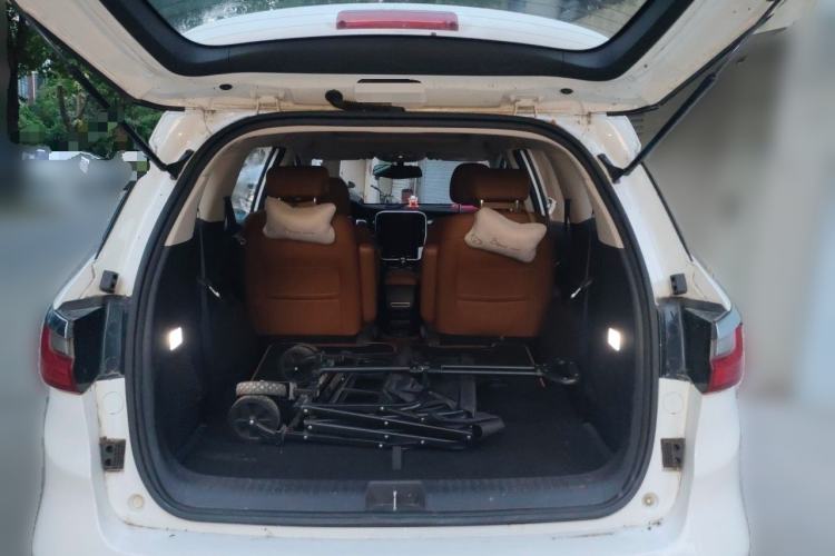 Used BYD Song MAX 2018 1.5T Automatic Smart Connect Elite Model with 6 Seats Trunk