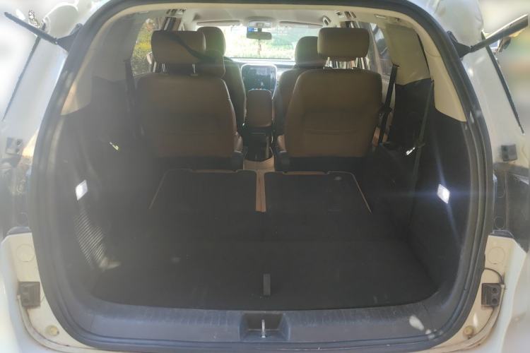 Used BYD Song MAX 2018 1.5T Automatic Smart Connect Luxury 6-Seater Trunk