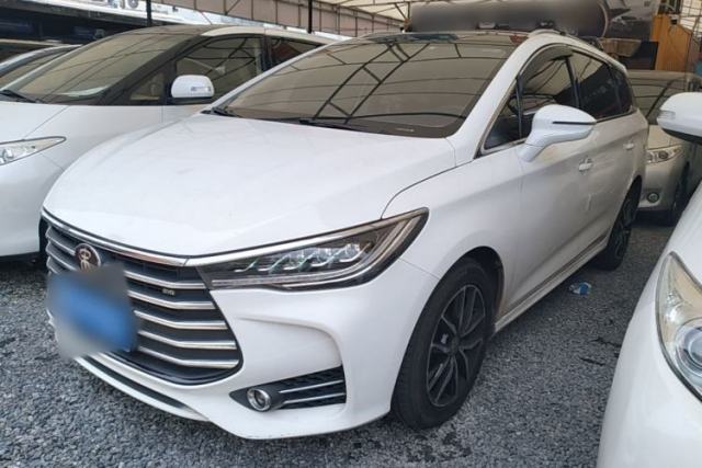 Used BYD Song MAX 2018 1.5T Automatic Smart Connect Elite Model with 6 Seats