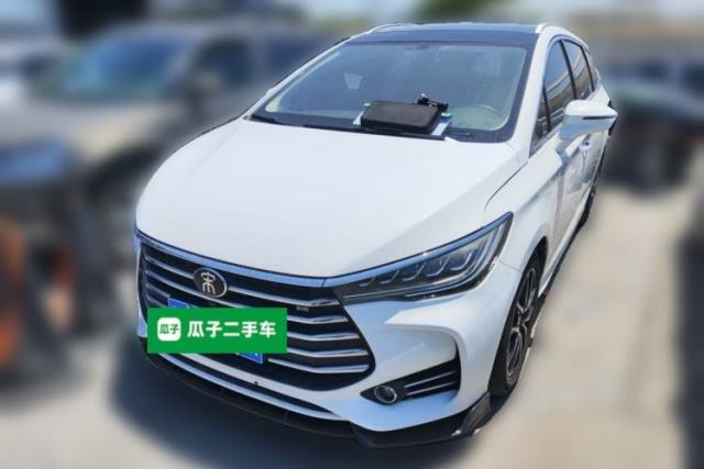 Used BYD Song MAX 2018 1.5T Automatic Smart Connect Elite Model with 6 Seats