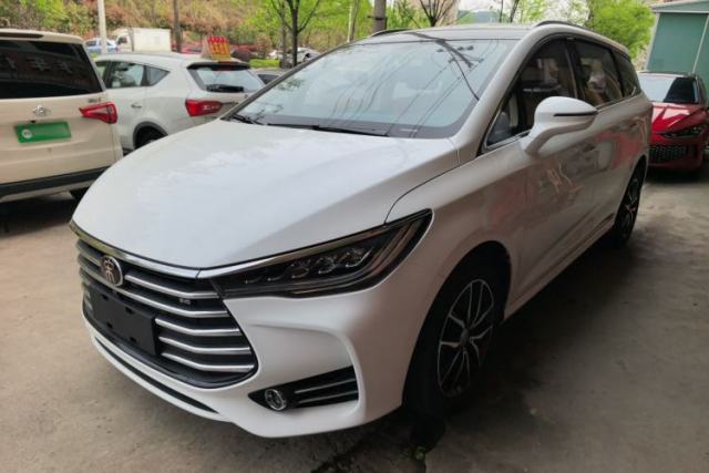 Used BYD Song MAX 2018 1.5T Automatic Smart Connect Luxury 6-Seater