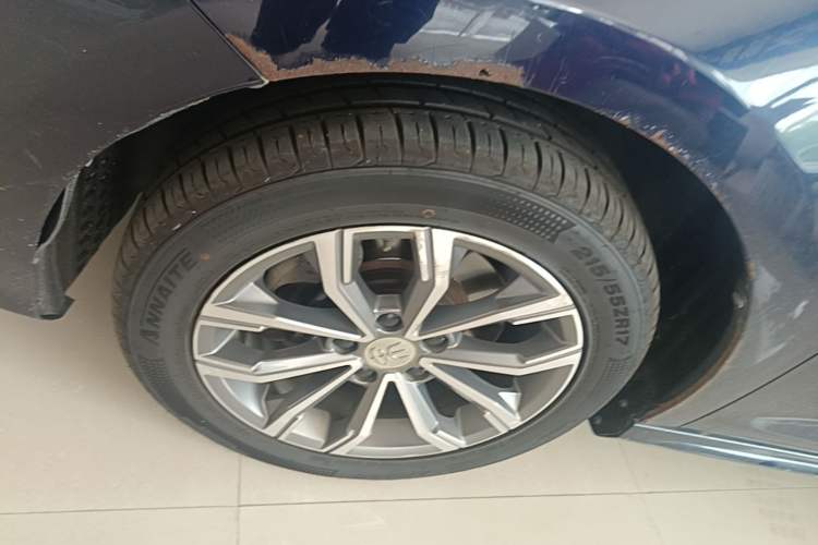 Used BYD Song MAX 2019 1.5T Automatic Smart Connect Ruiyi Sunroof Version 6 Seats China VI Standard Left Front Wheel Hub