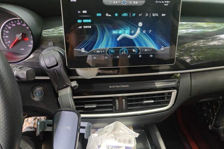 Used BYD Song MAX 2019 1.5T Automatic Smart Connect Ruiyi Model 6-Seater China V Standard Audio And AC Panel