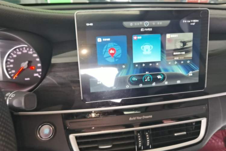 Used BYD Song MAX 2019 1.5T Automatic Smart Connect Ruiyi Sunroof Version 6 Seats China VI Standard Audio And AC Panel