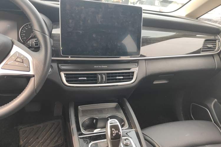 Used BYD Song MAX 2019 1.5T Automatic Smart Connect Prestige Model 6 Seats China VI Standard Audio And AC Panel