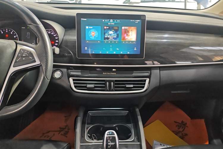Used BYD Song MAX 2019 1.5T Automatic Smart Connect Ruiyi Sunroof Version 6 Seats China VI Standard Audio And AC Panel