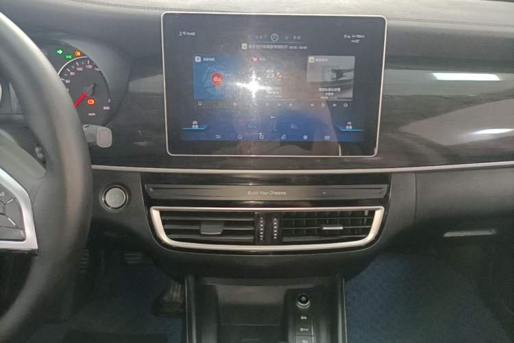 Used BYD Song MAX 2019 1.5T Manual Smart Connect Ruiyi Sunroof Model 7 Seats China VI Standard Audio And AC Panel