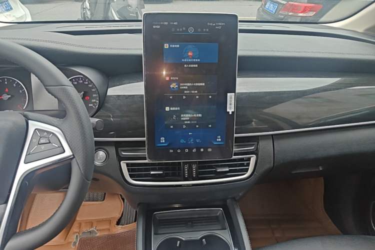 Used BYD Song MAX 2019 1.5T Automatic Smart Connect Prestige Model 6 Seats China V Standard Audio And AC Panel