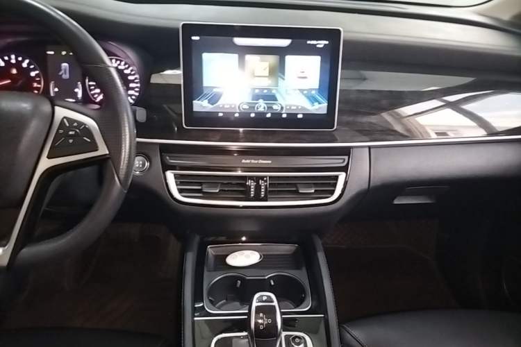 Used BYD Song MAX 2019 1.5T Automatic Smart Connect Ruiyi Sunroof Model 7 Seats China VI Standard Audio And AC Panel
