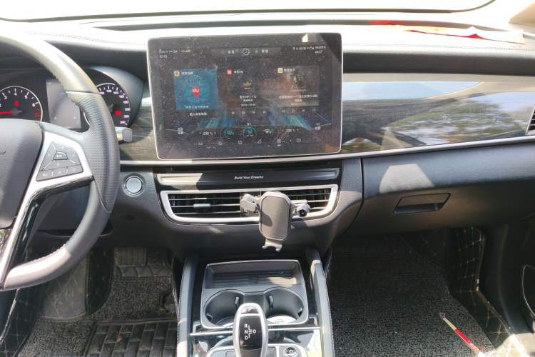 Used BYD Song MAX 2019 1.5T Automatic SmartConnect ZhiLian RuiDong Edition with 6 Seats China VI Standard Audio And AC Panel