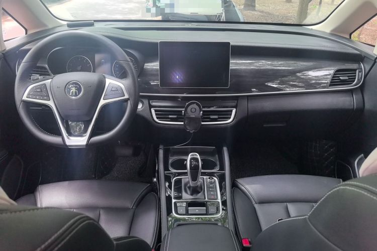 Used BYD Song MAX 2019 1.5T Automatic Smart Connect Ruiyi Sunroof Version 6 Seats China VI Standard Center Console