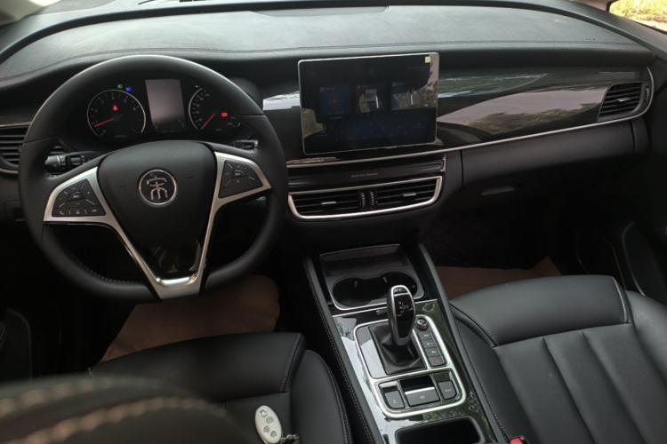 Used BYD Song MAX 2019 1.5T Automatic Smart Connect Ruiyi Sunroof Version 6 Seats China VI Standard Center Console
