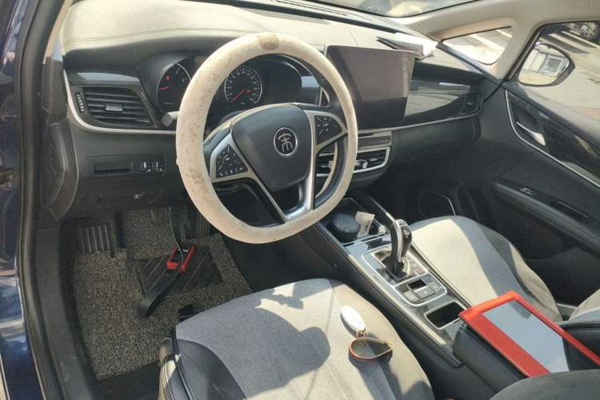 Used BYD Song MAX 2019 1.5T Automatic Smart Connect Prestige 7-Seater China V Standard Center Console