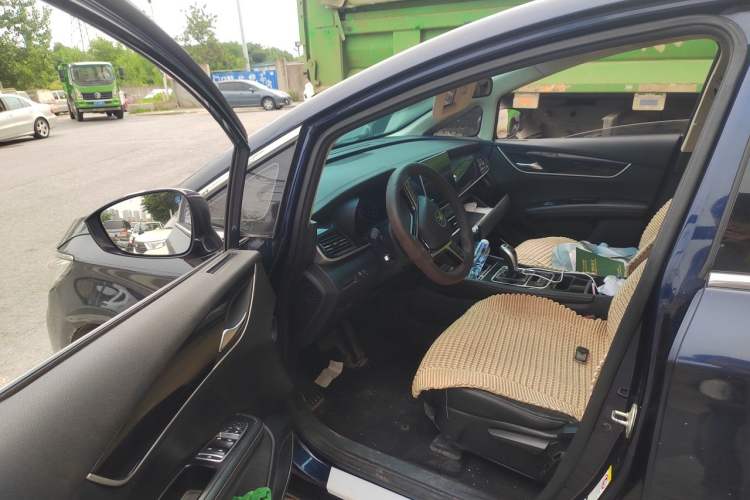 Used BYD Song MAX 2019 1.5T Automatic Smart Connect Ruiyi Sunroof Model 7 Seats China VI Standard Driver Seat