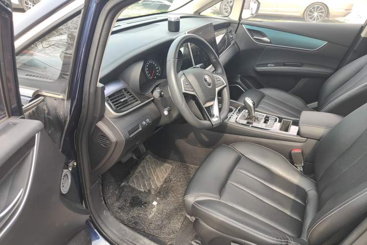 Used BYD Song MAX 2019 1.5T Automatic Smart Connect Prestige Model 6 Seats China VI Standard Driver Seat