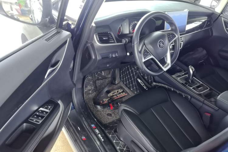 Used BYD Song MAX 2019 1.5T Automatic Smart Connect Ruiyi Sunroof Model 7 Seats China VI Standard Driver Seat