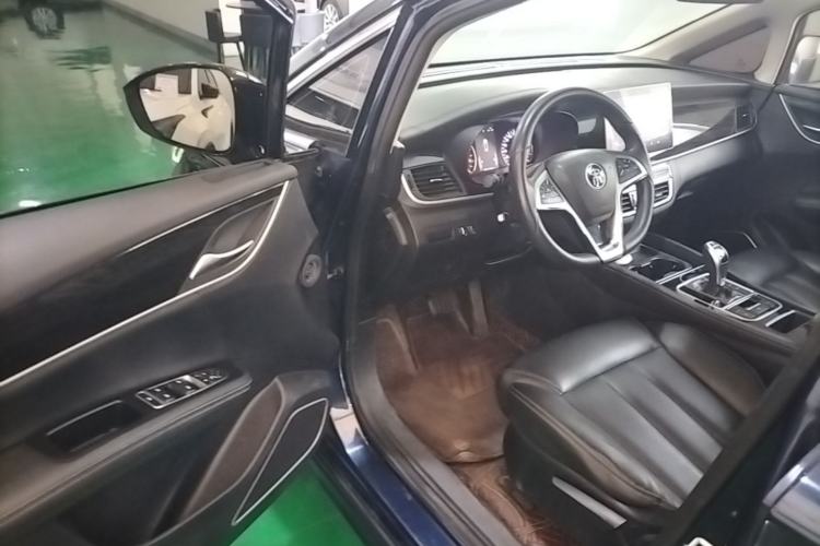 Used BYD Song MAX 2019 1.5T Automatic Smart Connect Ruiyi Sunroof Model 7 Seats China VI Standard Driver Seat