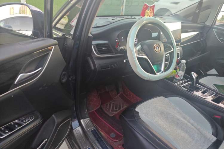 Used BYD Song MAX 2019 1.5T Automatic Smart Connect Ruiyi Sunroof Model 7 Seats China VI Standard Driver Seat