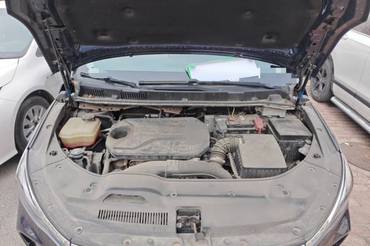 Used BYD Song MAX 2019 1.5T Automatic Smart Connect Ruiyi Sunroof Model 7 Seats China VI Standard Engine Bay