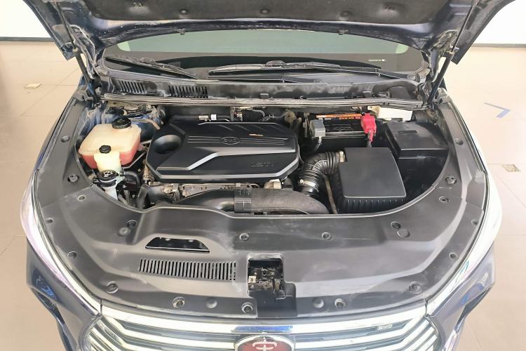 Used BYD Song MAX 2019 1.5T Manual Smart Connect Ruiyi Sunroof Model 7 Seats China V Emission Standard Engine Bay
