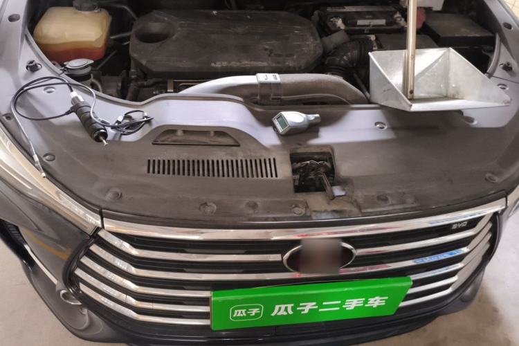 Used BYD Song MAX 2019 1.5T Automatic Smart Connect Ruiyi Model 7 Seats China V Emission Standard Engine Bay