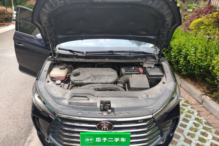 Used BYD Song MAX 2019 1.5T Automatic Smart Connect ZhiLian RuiDong 6-Seater China V Standard Engine Bay