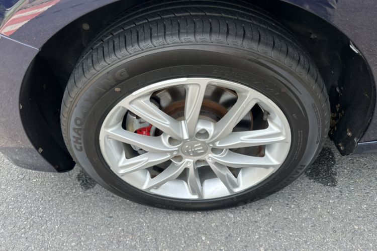 Used BYD Song MAX 2019 1.5T Manual Smart Connect Ruiyi Sunroof Model 7 Seats China VI Standard Exterior 1